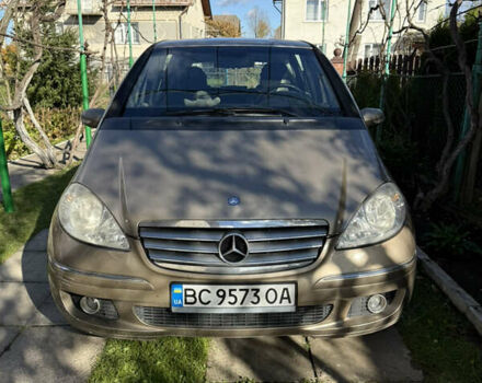 Коричневый Мерседес А класс, объемом двигателя 1.7 л и пробегом 240 тыс. км за 4800 $, фото 1 на Automoto.ua