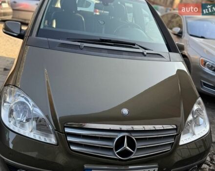 Коричневый Мерседес А класс, объемом двигателя 1.7 л и пробегом 198 тыс. км за 7000 $, фото 1 на Automoto.ua
