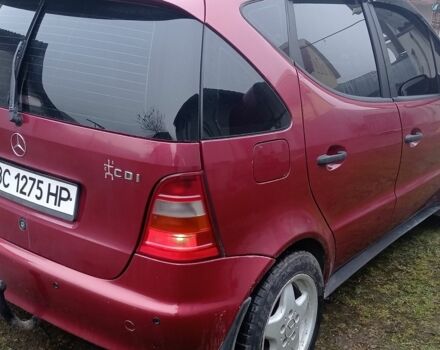 Красный Мерседес А класс, объемом двигателя 1.7 л и пробегом 340 тыс. км за 2500 $, фото 1 на Automoto.ua