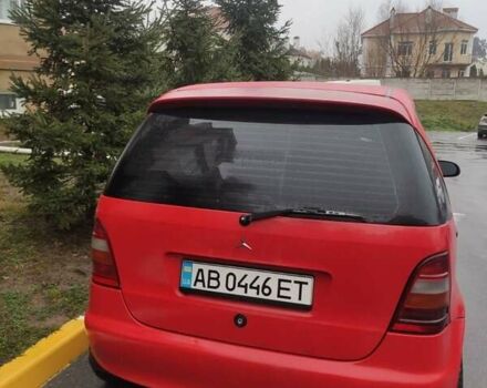 Красный Мерседес А класс, объемом двигателя 1.4 л и пробегом 280 тыс. км за 2600 $, фото 3 на Automoto.ua