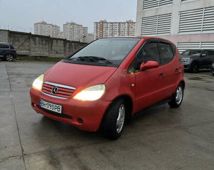 Красный Мерседес А класс, объемом двигателя 1.6 л и пробегом 268 тыс. км за 2999 $, фото 5 на Automoto.ua