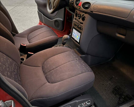 Красный Мерседес А класс, объемом двигателя 1.6 л и пробегом 268 тыс. км за 2999 $, фото 22 на Automoto.ua