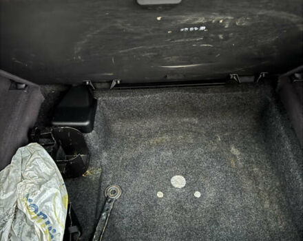 Красный Мерседес А класс, объемом двигателя 1.6 л и пробегом 268 тыс. км за 2999 $, фото 13 на Automoto.ua