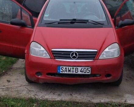Червоний Мерседес А клас, об'ємом двигуна 0 л та пробігом 300 тис. км за 1000 $, фото 3 на Automoto.ua