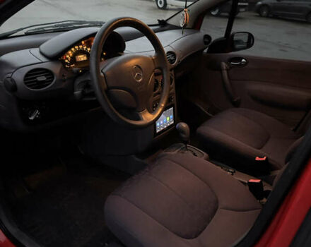 Красный Мерседес А класс, объемом двигателя 1.6 л и пробегом 268 тыс. км за 2999 $, фото 15 на Automoto.ua