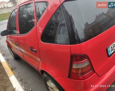 Красный Мерседес А класс, объемом двигателя 1.4 л и пробегом 280 тыс. км за 2600 $, фото 1 на Automoto.ua