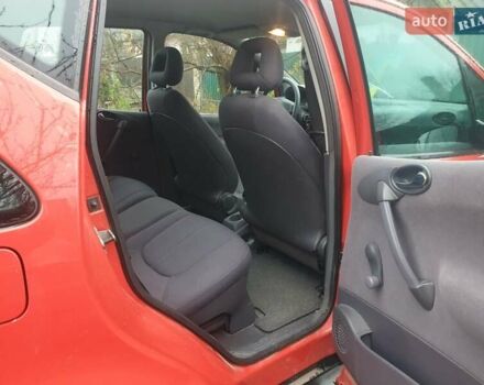 Красный Мерседес А класс, объемом двигателя 1.4 л и пробегом 148 тыс. км за 3500 $, фото 6 на Automoto.ua