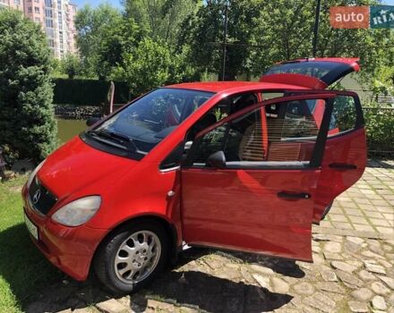 Красный Мерседес А класс, объемом двигателя 1.4 л и пробегом 130 тыс. км за 4300 $, фото 3 на Automoto.ua
