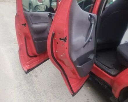 Червоний Мерседес А клас, об'ємом двигуна 1.6 л та пробігом 300 тис. км за 3600 $, фото 3 на Automoto.ua