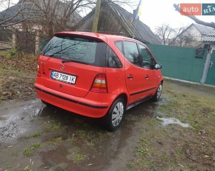 Красный Мерседес А класс, объемом двигателя 1.4 л и пробегом 148 тыс. км за 3500 $, фото 4 на Automoto.ua