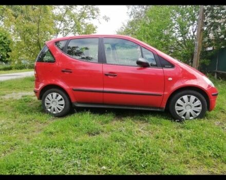 Мерседес А класс 1999 в Гниване на Automoto.ua Красный Мерседес А класс, объемом двигателя 0 л и пробегом 145 тыс. км за 3000 $, фото 1 на Automoto.ua