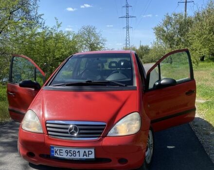 Красный Мерседес А класс, объемом двигателя 1.7 л и пробегом 250 тыс. км за 3500 $, фото 7 на Automoto.ua