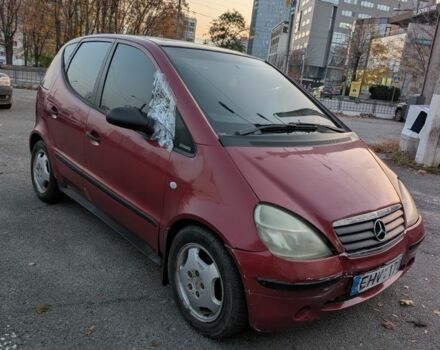 Червоний Мерседес А клас, об'ємом двигуна 0 л та пробігом 300 тис. км за 955 $, фото 4 на Automoto.ua