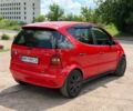 Красный Мерседес А класс, объемом двигателя 1.7 л и пробегом 235 тыс. км за 3900 $, фото 6 на Automoto.ua