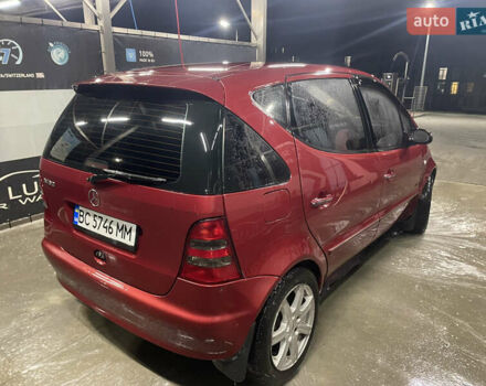 Красный Мерседес А класс, объемом двигателя 1.69 л и пробегом 290 тыс. км за 4200 $, фото 5 на Automoto.ua