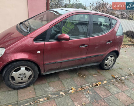 Красный Мерседес А класс, объемом двигателя 2 л и пробегом 211 тыс. км за 2200 $, фото 1 на Automoto.ua