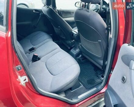 Червоний Мерседес А клас, об'ємом двигуна 2 л та пробігом 211 тис. км за 2300 $, фото 5 на Automoto.ua