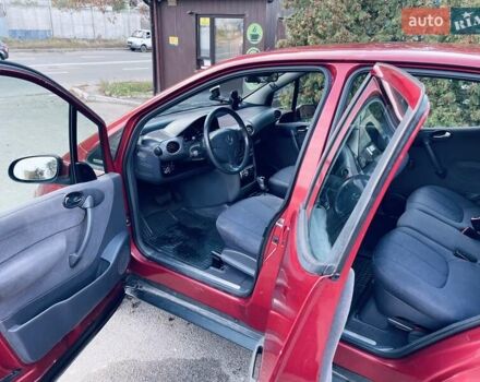 Червоний Мерседес А клас, об'ємом двигуна 2 л та пробігом 211 тис. км за 2300 $, фото 4 на Automoto.ua