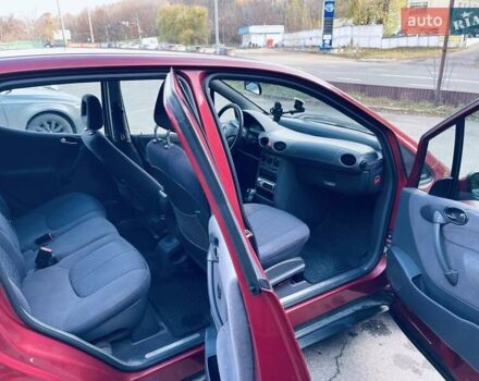 Червоний Мерседес А клас, об'ємом двигуна 2 л та пробігом 211 тис. км за 2300 $, фото 7 на Automoto.ua