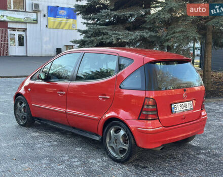 Красный Мерседес А класс, объемом двигателя 1.9 л и пробегом 200 тыс. км за 2250 $, фото 3 на Automoto.ua