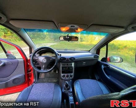 Мерседес А класс 2002 в Богодухове на Automoto.ua Красный Мерседес А класс, объемом двигателя 1.9 л и пробегом 0 тыс. км за 3000 $, фото 8 на Automoto.ua