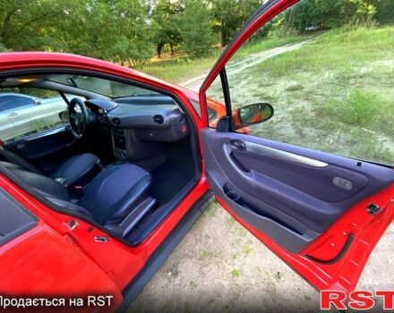 Мерседес А класс 2002 в Богодухове на Automoto.ua Красный Мерседес А класс, объемом двигателя 1.9 л и пробегом 0 тыс. км за 3000 $, фото 7 на Automoto.ua