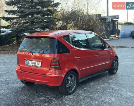 Красный Мерседес А класс, объемом двигателя 1.9 л и пробегом 200 тыс. км за 2250 $, фото 2 на Automoto.ua