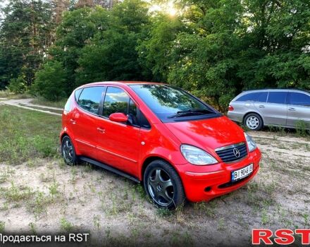 Мерседес А класс 2002 в Богодухове на Automoto.ua Красный Мерседес А класс, объемом двигателя 1.9 л и пробегом 0 тыс. км за 3000 $, фото 1 на Automoto.ua