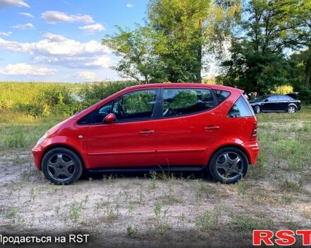 Мерседес А класс 2002 в Богодухове на Automoto.ua Красный Мерседес А класс, объемом двигателя 1.9 л и пробегом 0 тыс. км за 3000 $, фото 4 на Automoto.ua