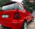 Красный Мерседес А класс, объемом двигателя 1.9 л и пробегом 295 тыс. км за 1700 $, фото 2 на Automoto.ua