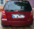 Червоний Мерседес А клас, об'ємом двигуна 2 л та пробігом 300 тис. км за 5300 $, фото 2 на Automoto.ua