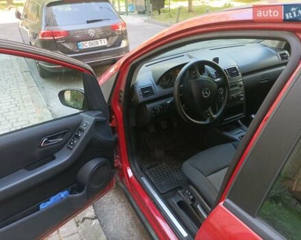 Червоний Мерседес А клас, об'ємом двигуна 2.04 л та пробігом 191 тис. км за 4150 $, фото 2 на Automoto.ua