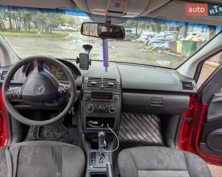 Червоний Мерседес А клас, об'ємом двигуна 1.5 л та пробігом 252 тис. км за 5100 $, фото 26 на Automoto.ua