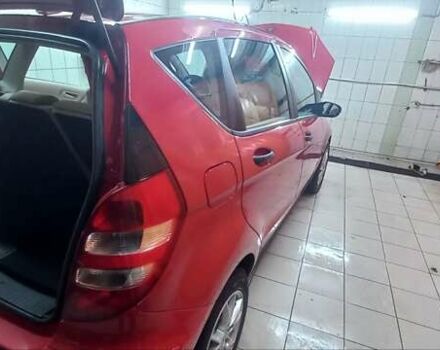 Мерседес А класс 2007 в Киеве на Automoto.ua Красный Мерседес А класс, объемом двигателя 1.66 л и пробегом 117 тыс. км за 5300 $, фото 20 на Automoto.ua