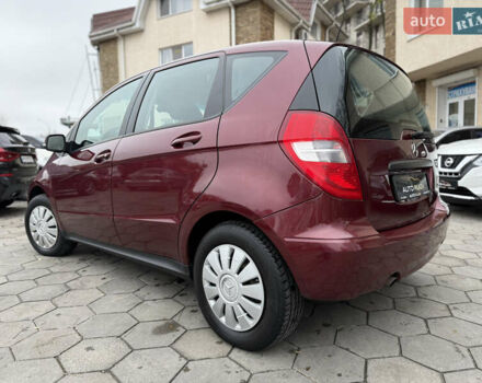 Красный Мерседес А класс, объемом двигателя 1.99 л и пробегом 300 тыс. км за 4900 $, фото 27 на Automoto.ua