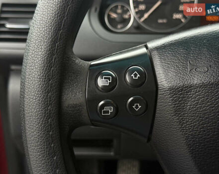 Красный Мерседес А класс, объемом двигателя 1.99 л и пробегом 300 тыс. км за 4900 $, фото 44 на Automoto.ua