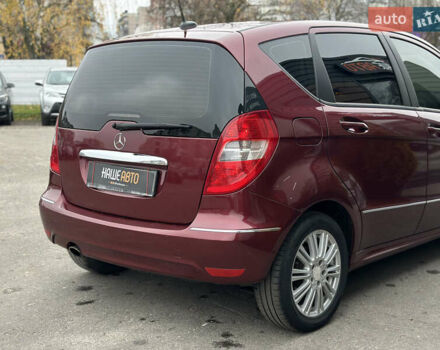 Червоний Мерседес А клас, об'ємом двигуна 1.5 л та пробігом 209 тис. км за 6250 $, фото 18 на Automoto.ua