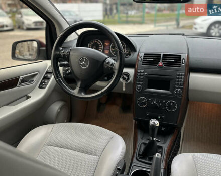 Червоний Мерседес А клас, об'ємом двигуна 1.5 л та пробігом 209 тис. км за 6250 $, фото 30 на Automoto.ua