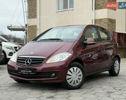 Красный Мерседес А класс, объемом двигателя 1.99 л и пробегом 300 тыс. км за 4900 $, фото 8 на Automoto.ua