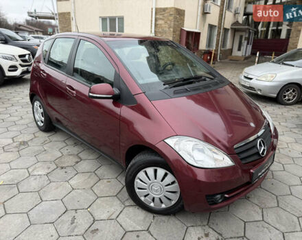 Красный Мерседес А класс, объемом двигателя 1.99 л и пробегом 300 тыс. км за 4900 $, фото 12 на Automoto.ua