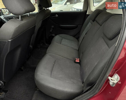 Красный Мерседес А класс, объемом двигателя 1.99 л и пробегом 300 тыс. км за 4900 $, фото 31 на Automoto.ua