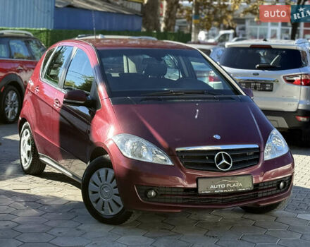 Мерседес А клас 2009 у Одесі на Automoto.ua Червоний Мерседес А клас, об'ємом двигуна 1.99 л та пробігом 300 тис. км за 5500 $, фото 16 на Automoto.ua