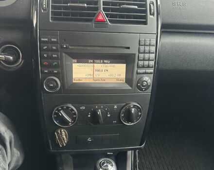 Червоний Мерседес А клас, об'ємом двигуна 1.7 л та пробігом 203 тис. км за 7700 $, фото 20 на Automoto.ua