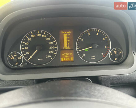 Червоний Мерседес А клас, об'ємом двигуна 1.7 л та пробігом 203 тис. км за 7700 $, фото 19 на Automoto.ua