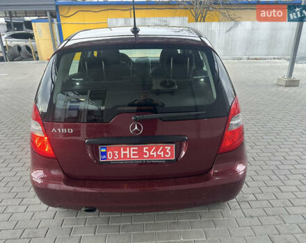 Червоний Мерседес А клас, об'ємом двигуна 1.7 л та пробігом 203 тис. км за 7700 $, фото 5 на Automoto.ua
