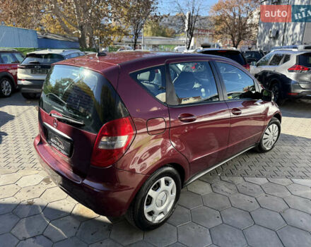Мерседес А клас 2009 у Одесі на Automoto.ua Червоний Мерседес А клас, об'ємом двигуна 1.99 л та пробігом 300 тис. км за 5500 $, фото 18 на Automoto.ua