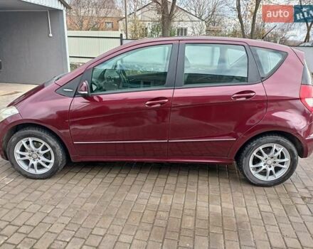 Червоний Мерседес А клас, об'ємом двигуна 1.7 л та пробігом 156 тис. км за 6300 $, фото 4 на Automoto.ua