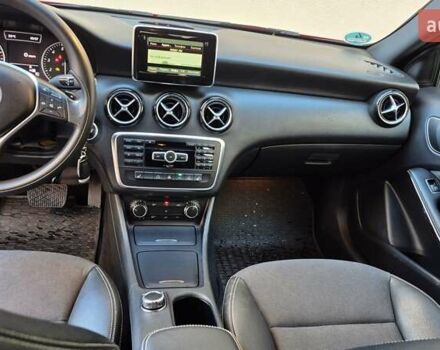 Червоний Мерседес А клас, об'ємом двигуна 1.6 л та пробігом 130 тис. км за 15600 $, фото 2 на Automoto.ua