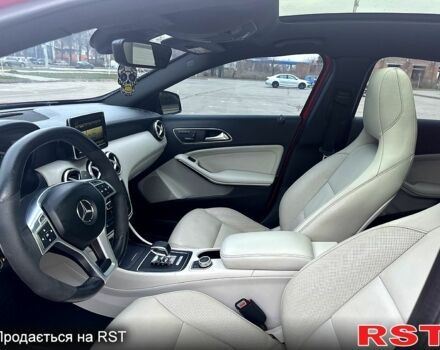 Красный Мерседес А класс, объемом двигателя 2 л и пробегом 150 тыс. км за 19999 $, фото 7 на Automoto.ua