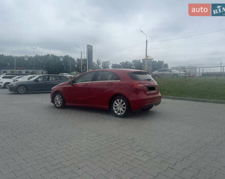Красный Мерседес А класс, объемом двигателя 1.6 л и пробегом 130 тыс. км за 12999 $, фото 4 на Automoto.ua
